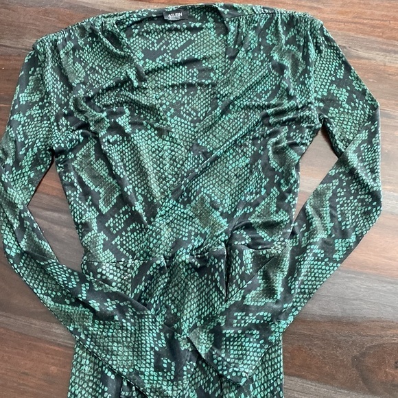 Atlein Green Snake Print Dress - Picture 3 of 10
